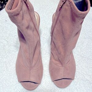 Vintage Charlotte Russe booties size 9